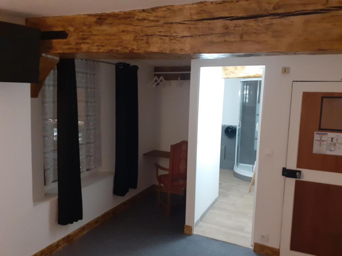Hotel Le Grand Cerf Nonancourt Zewnętrze zdjęcie