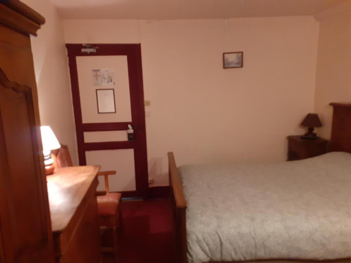 Hotel Le Grand Cerf Nonancourt Zewnętrze zdjęcie
