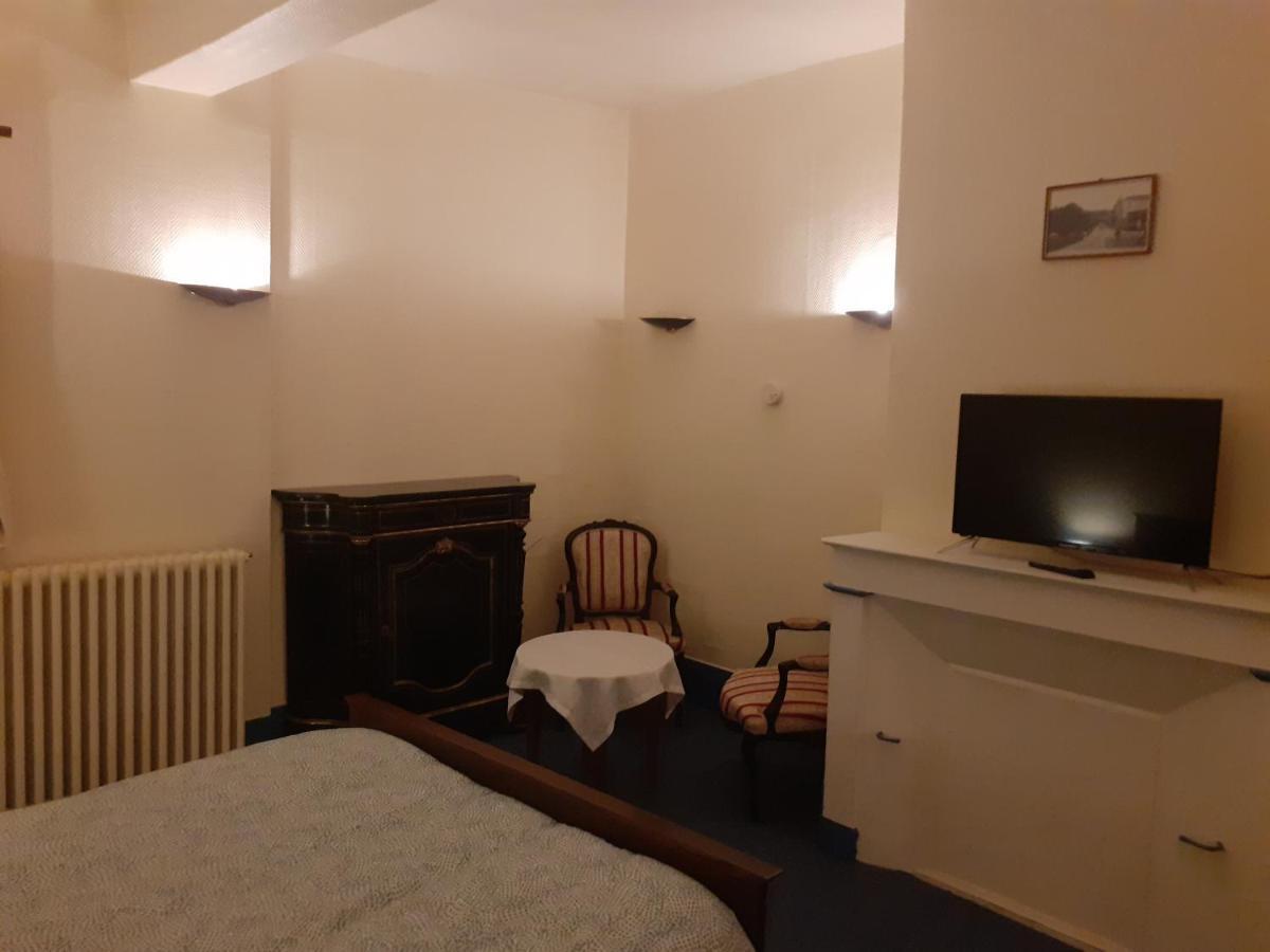Hotel Le Grand Cerf Nonancourt Zewnętrze zdjęcie